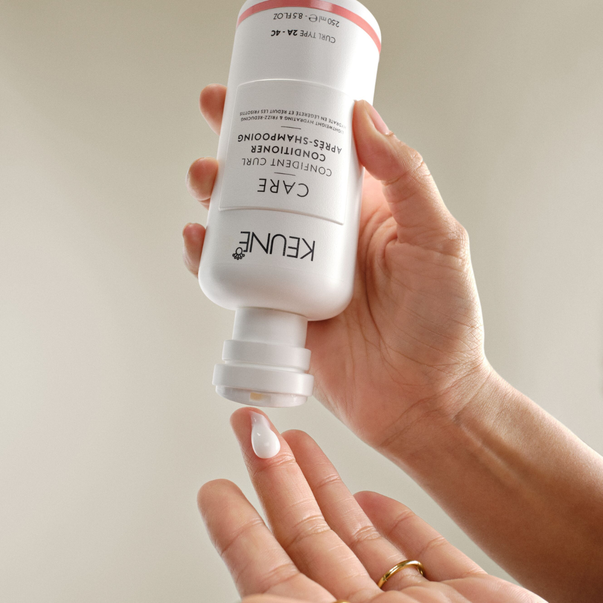 (ORIGINAL) CARE CONFIDENT CURL CONDITIONER 250ml